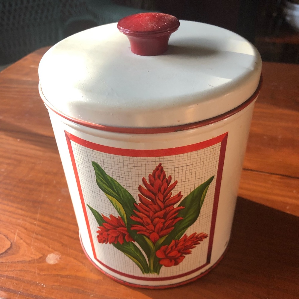 Vintage tin from 1930s or 1940s